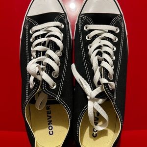 Black Chuck Taylor All Star Classic